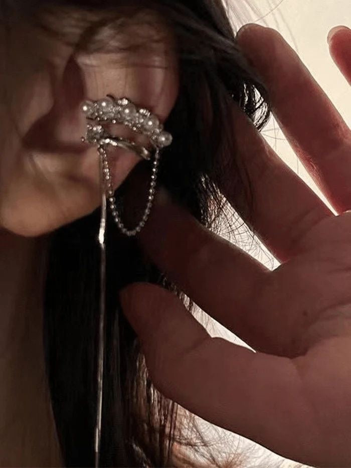 Stardust helix ear-cuff