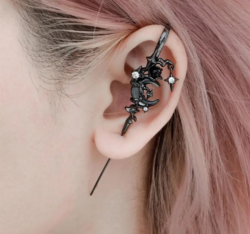 Myth of the moon ear-cuff