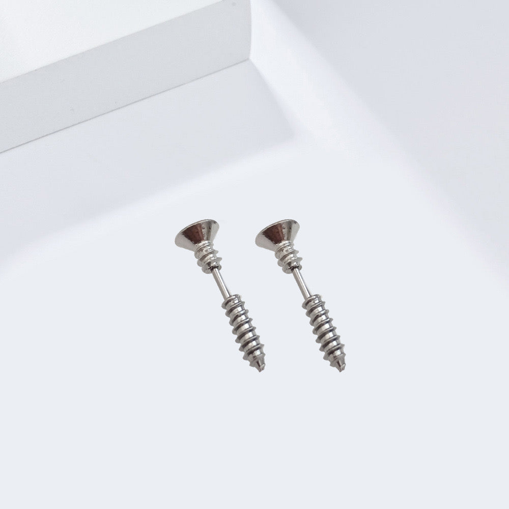 Cyber Screw Stud