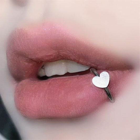Heart lip ring