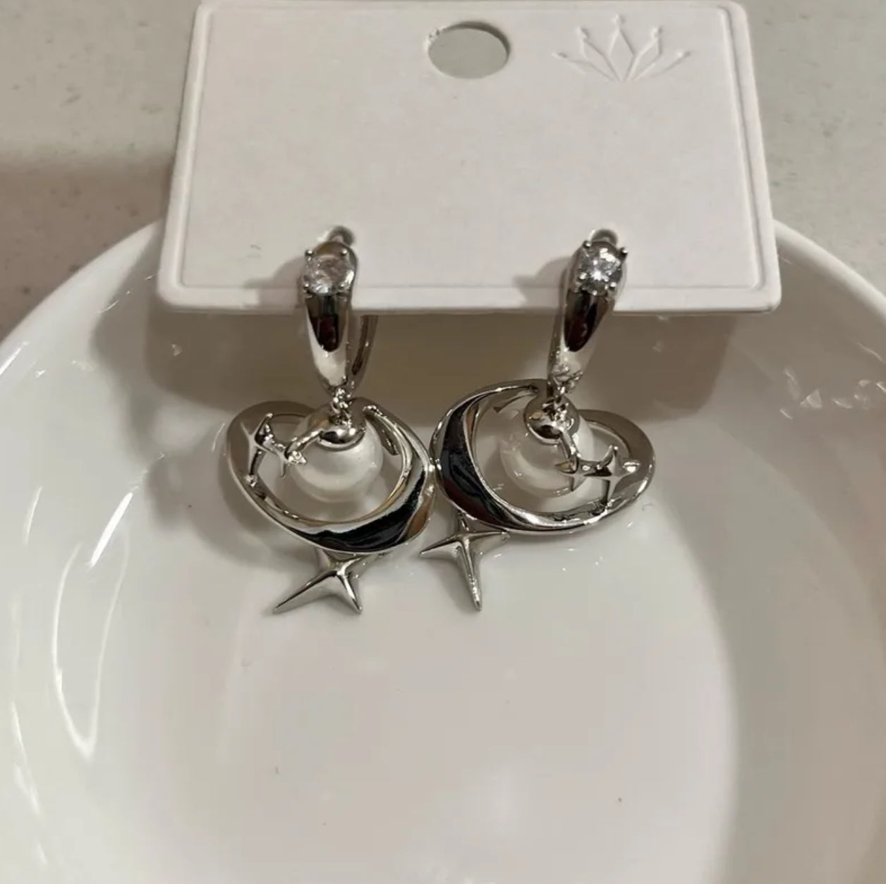Starburst clustered earring