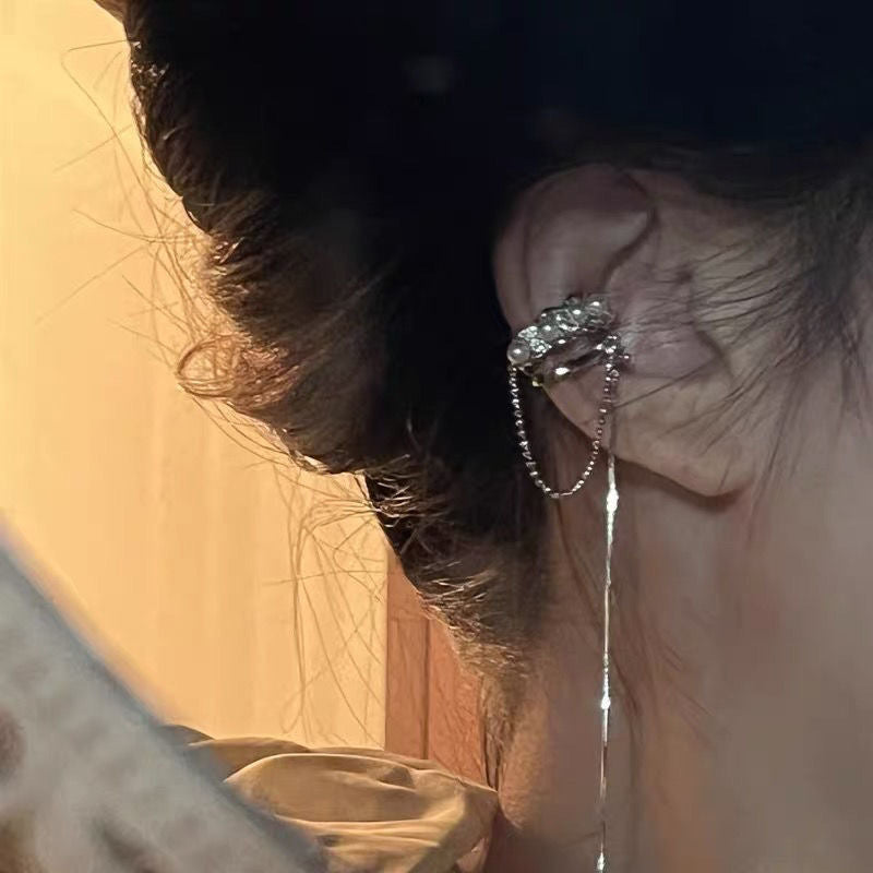 Stardust helix ear-cuff