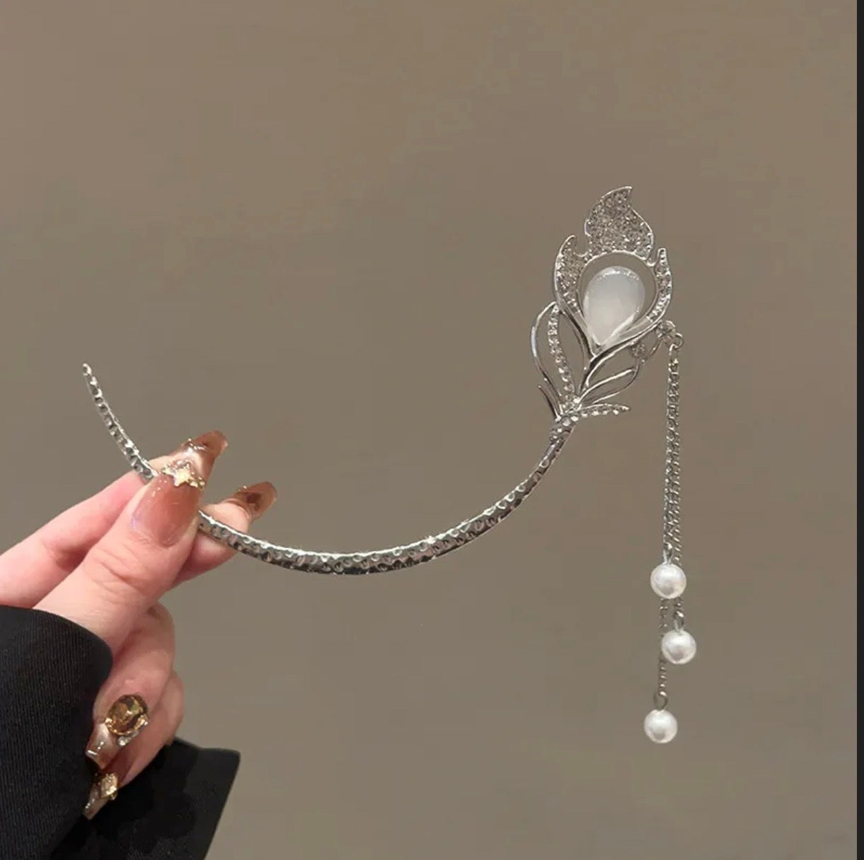 Phoenix hair pin