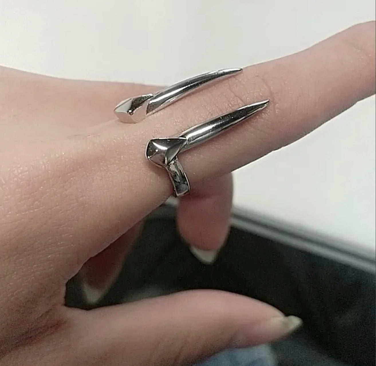 Vamp fang open ring