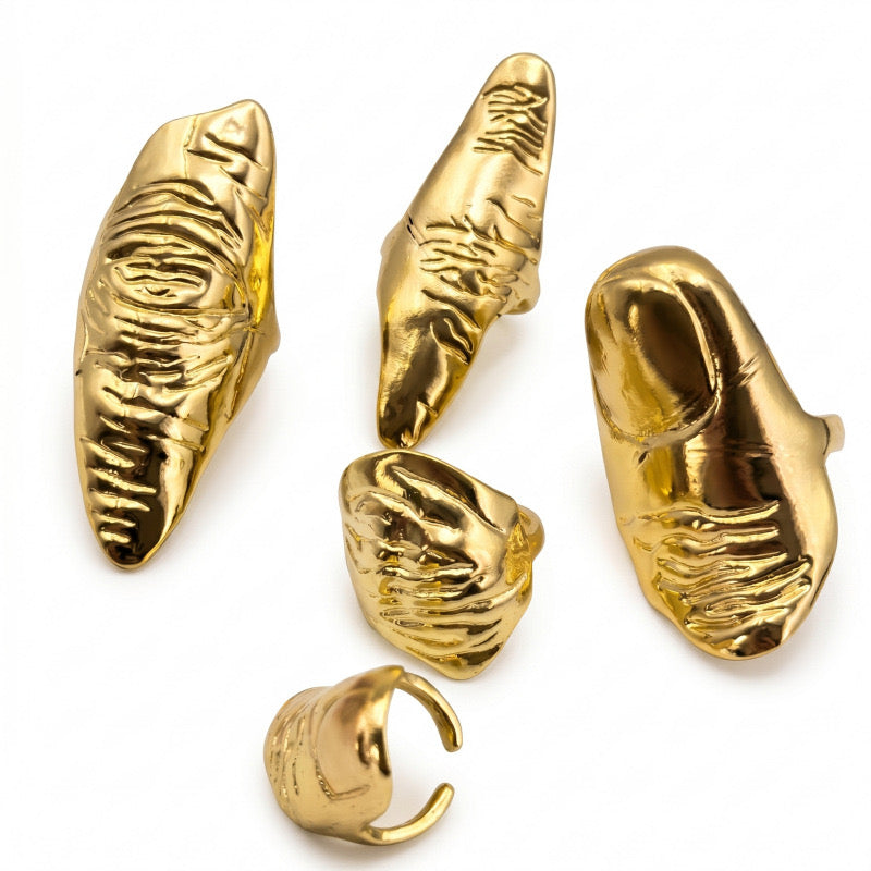 Sculpted Ruin Ring Set