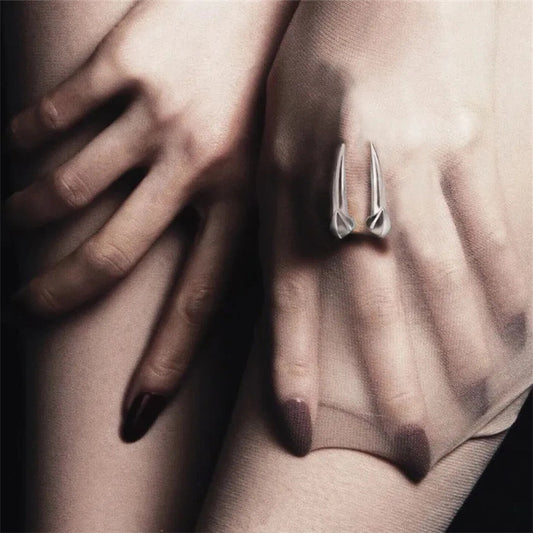 Vamp fang open ring
