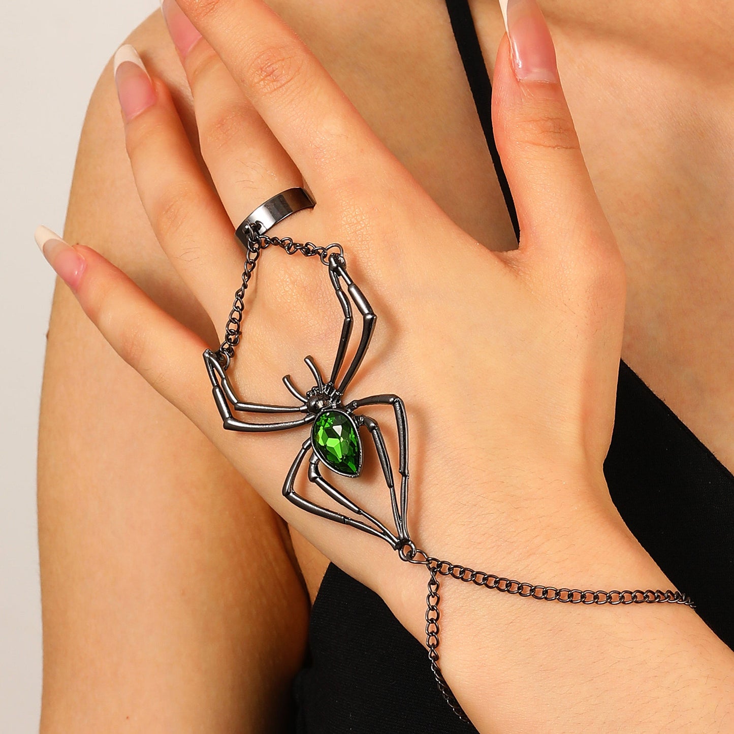 Black Widow Hand Chain