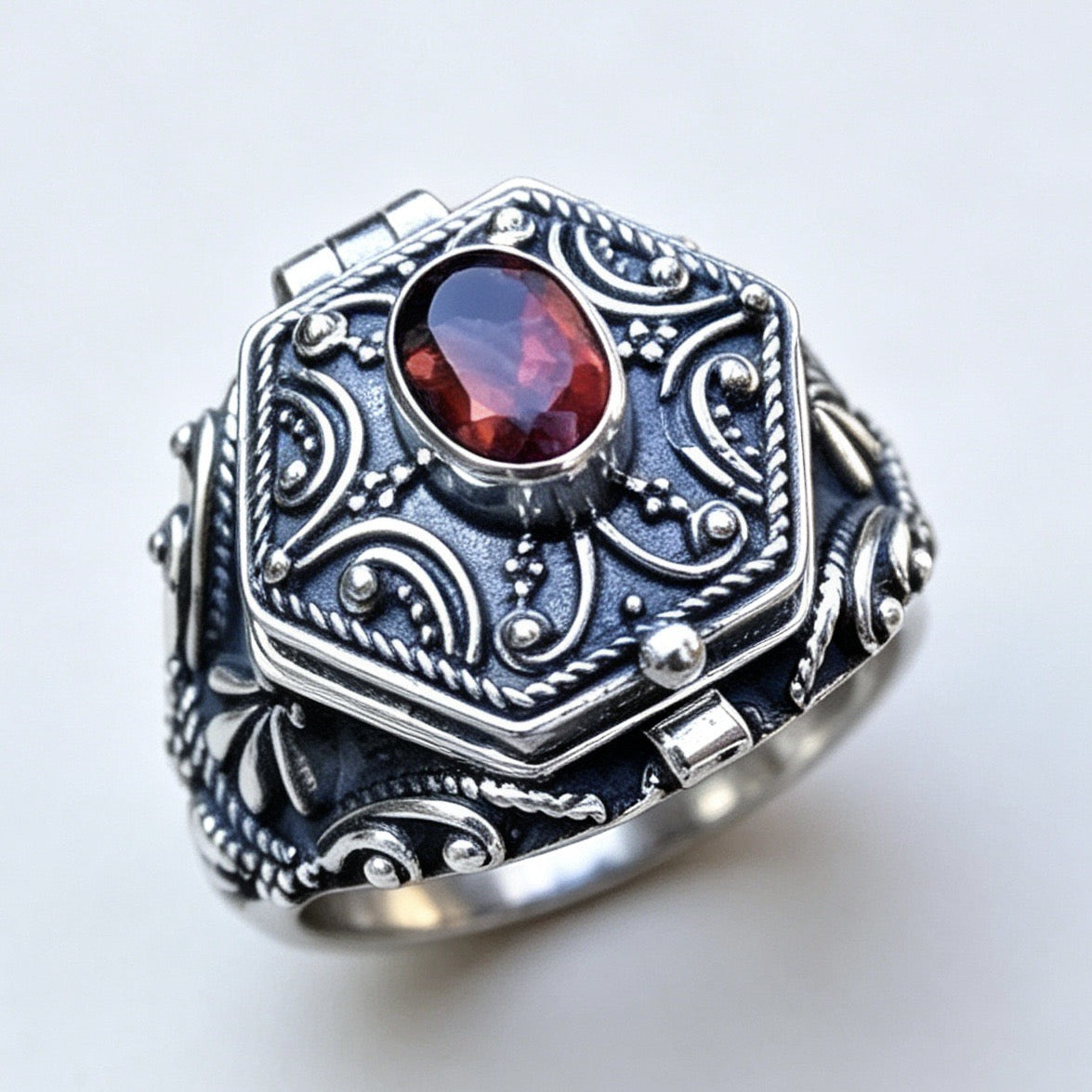 Crimson Crest Keepsake Ring