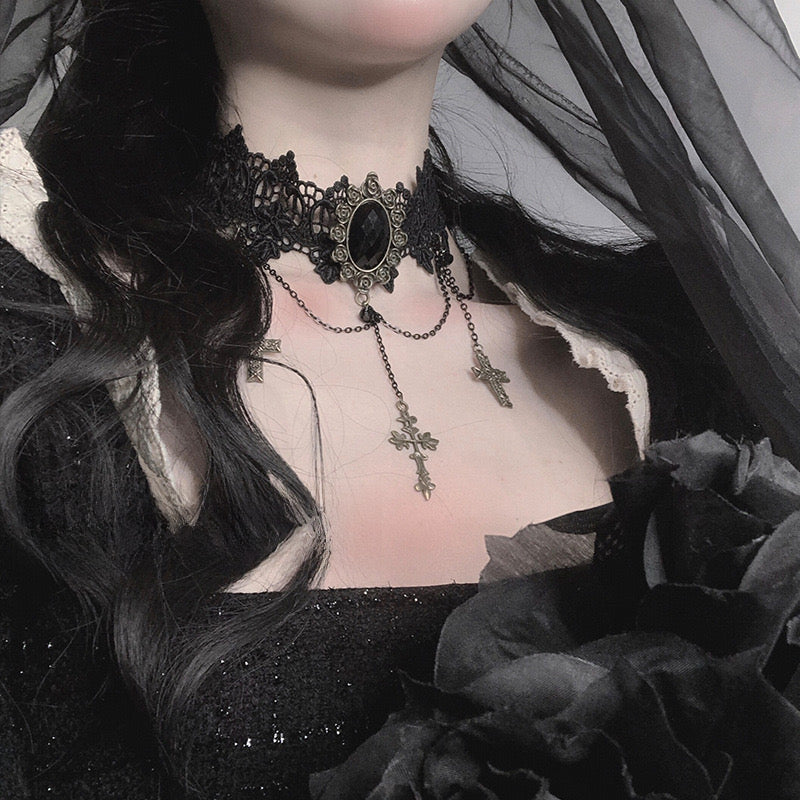 Lolita lace choker
