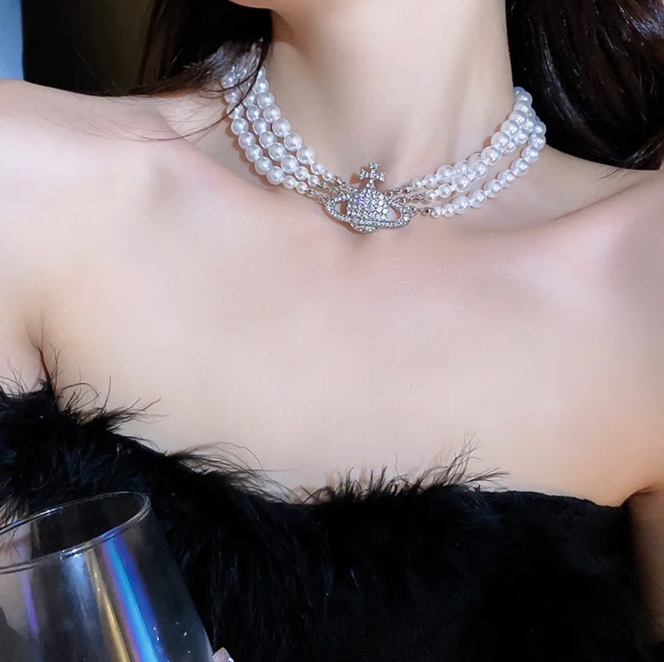 Astro white pearl necklace