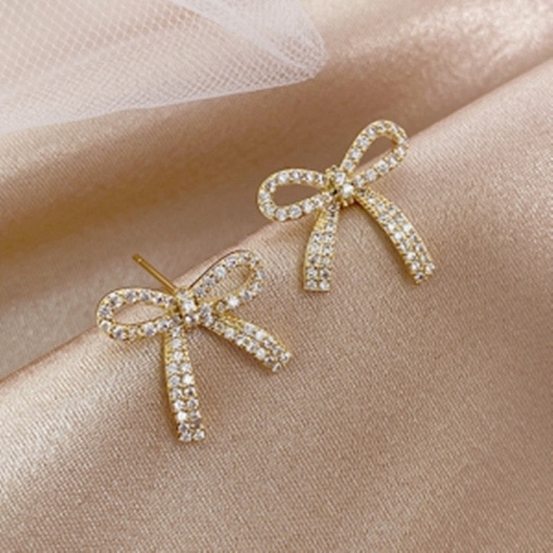 Bow ear studs