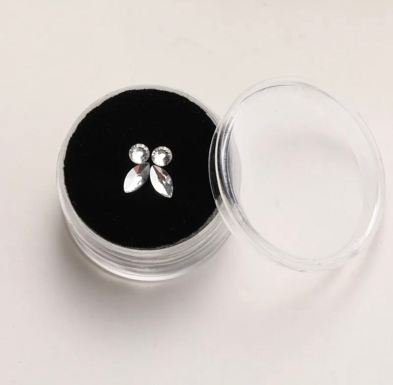 Butterfly tooth gem
