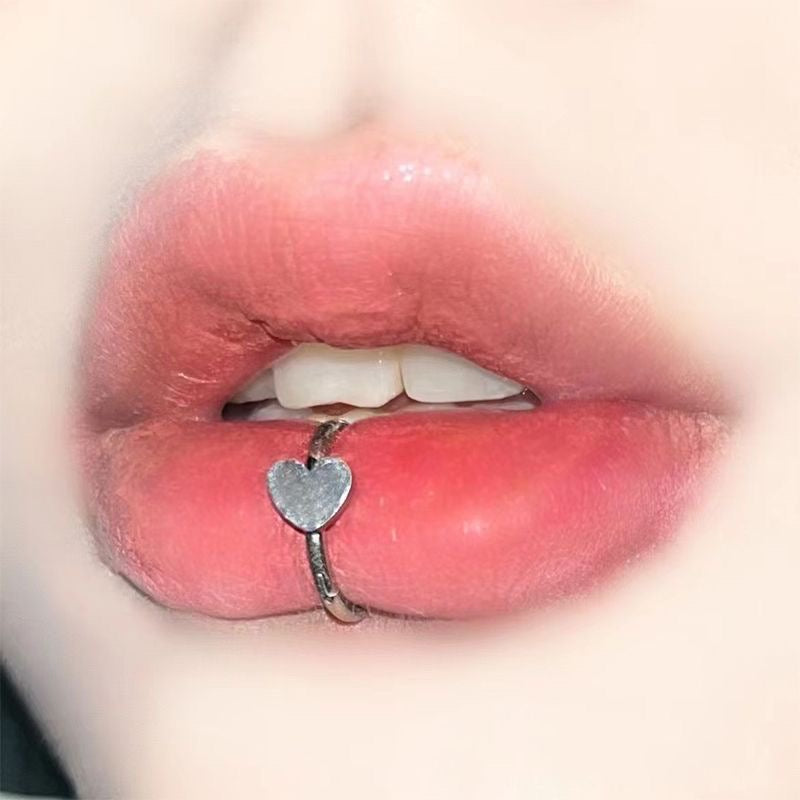 Heart lip ring