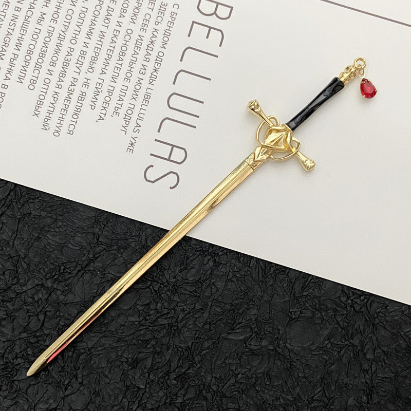 Woman’s sword shaped hairpin