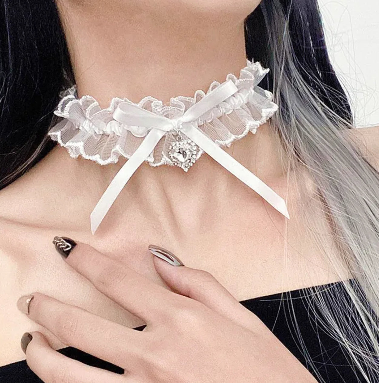 Lace Enchantress Choker