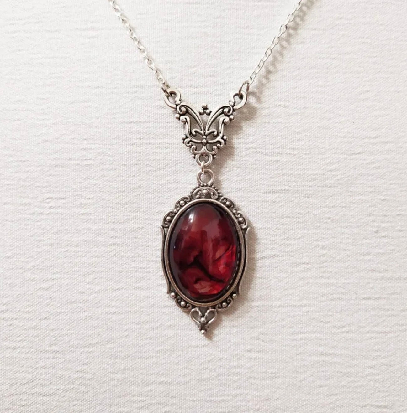 Nightfall oval pendant