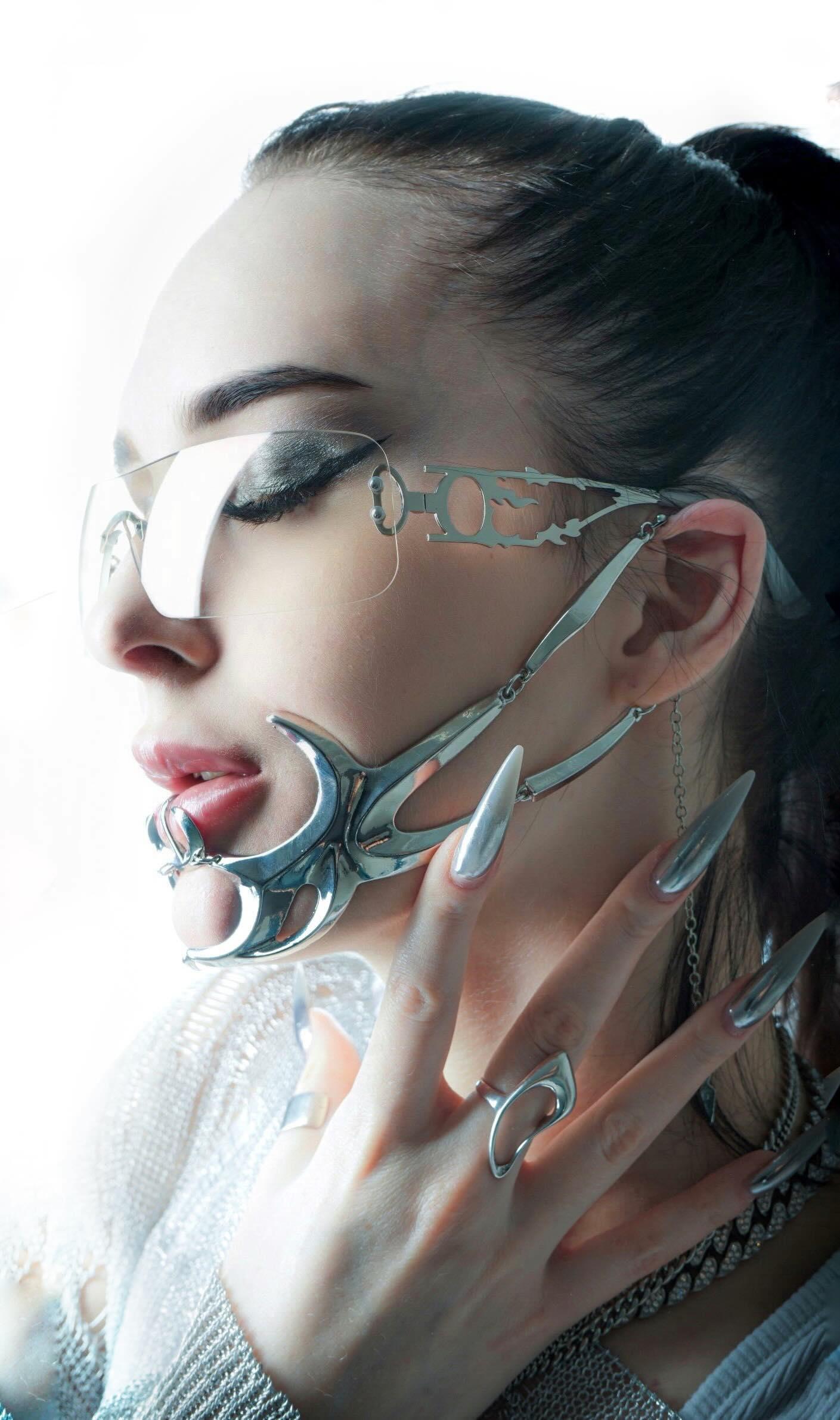 Cyber Warrior Face cuff