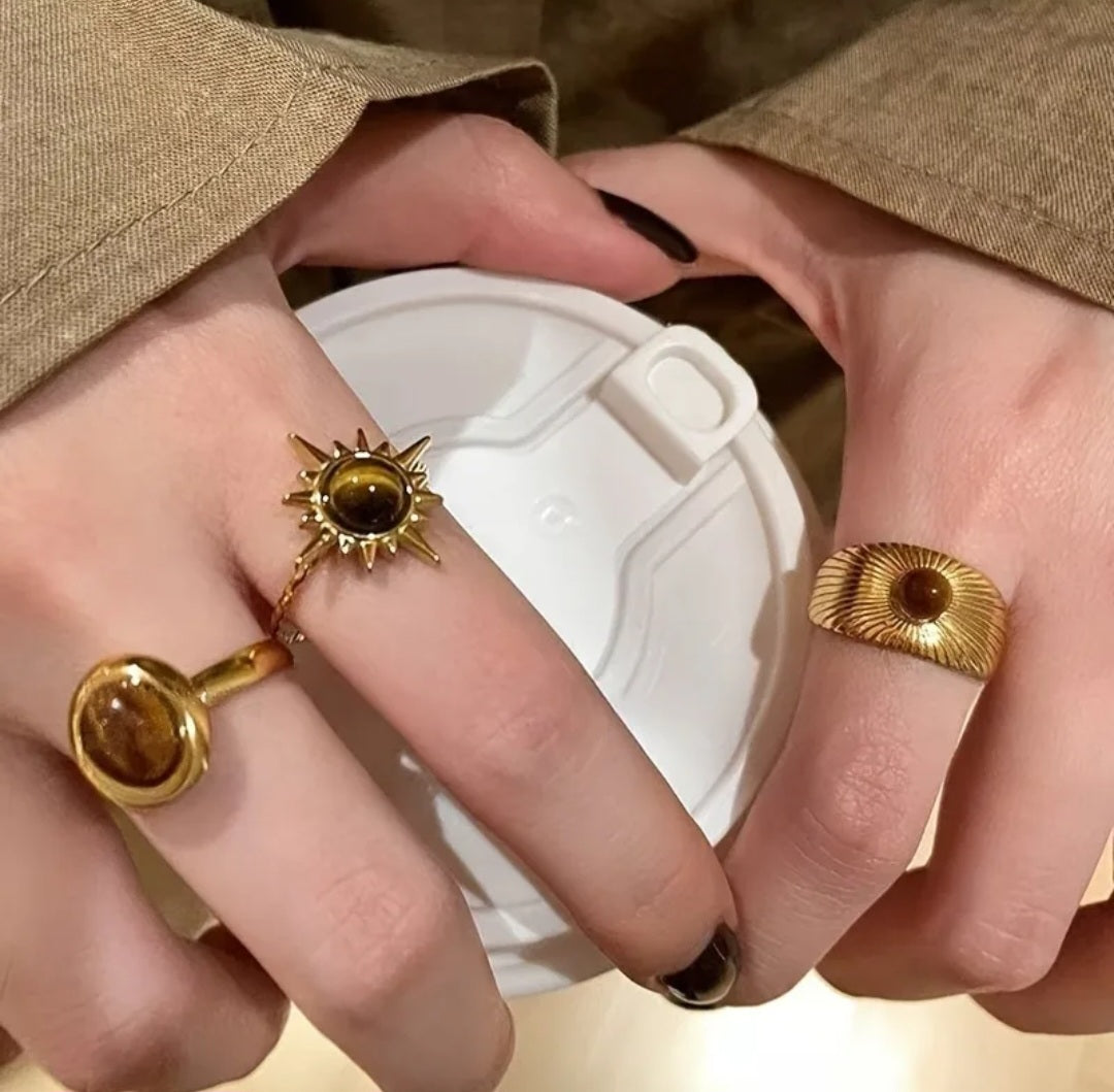 Sun-kissed ring set